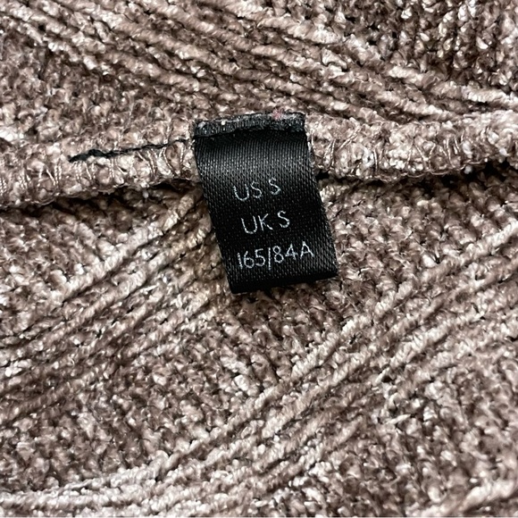 Urban Outfitters Out from Under Brown Ribbed Chenille Boxy Crop Sweater - Picture 8 of 8